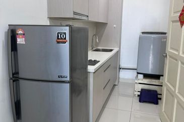 Royal Regent Sri Putramas III