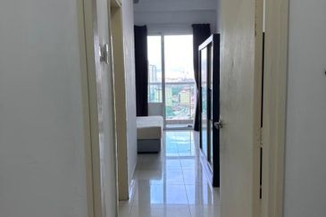 Royal Regent Sri Putramas III