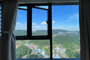 Halo Sunday @ Empire City