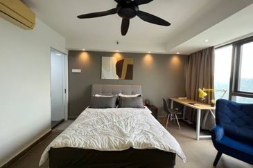 Halo Sunday @ Empire City