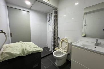 Halo Sunday @ Empire City