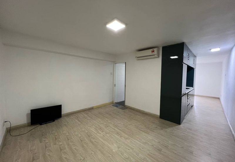 Halo Sunday @ Empire City