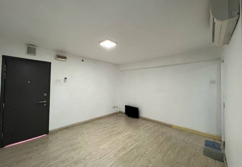 Halo Sunday @ Empire City