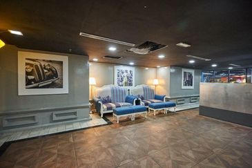 Colonial @ Empire city