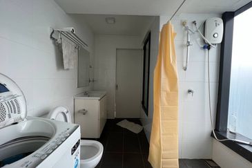 Halo Sunday @ Empire City