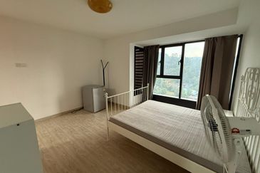 Halo Sunday @ Empire City