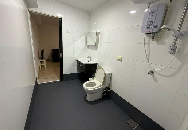 Halo Sunday @ Empire City