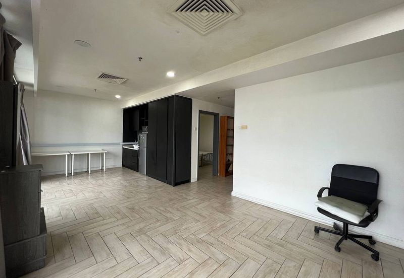 Crown Tower @ Empire City