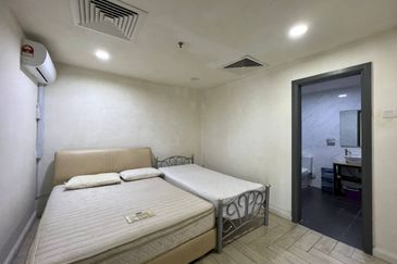 Crown Tower @ Empire City