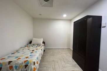 Crown Tower @ Empire City