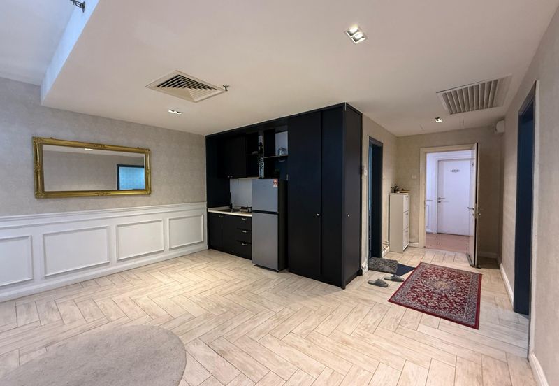 Crown Tower @ Empire City