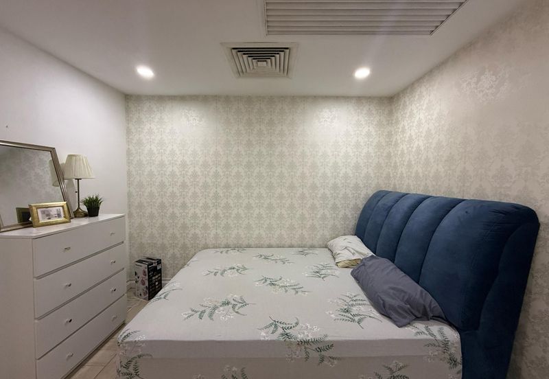 Crown Tower @ Empire City