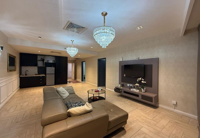 Crown Tower @ Empire City