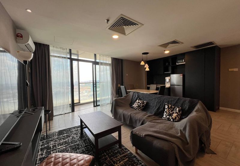 Crown Tower @ Empire City