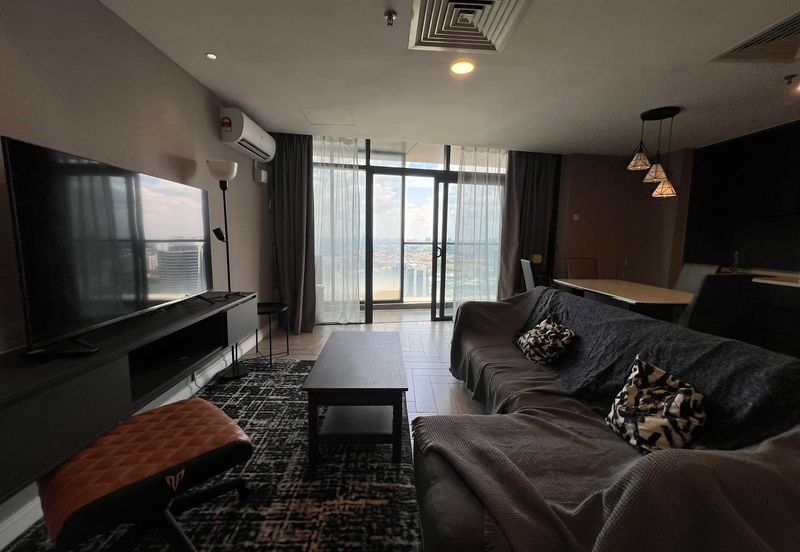 Crown Tower @ Empire City