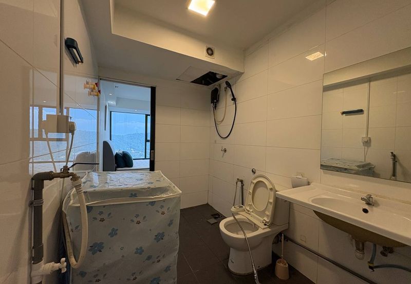 Halo Sunday @ Empire City