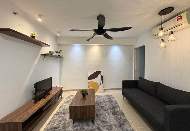 Halo Sunday @ Empire City