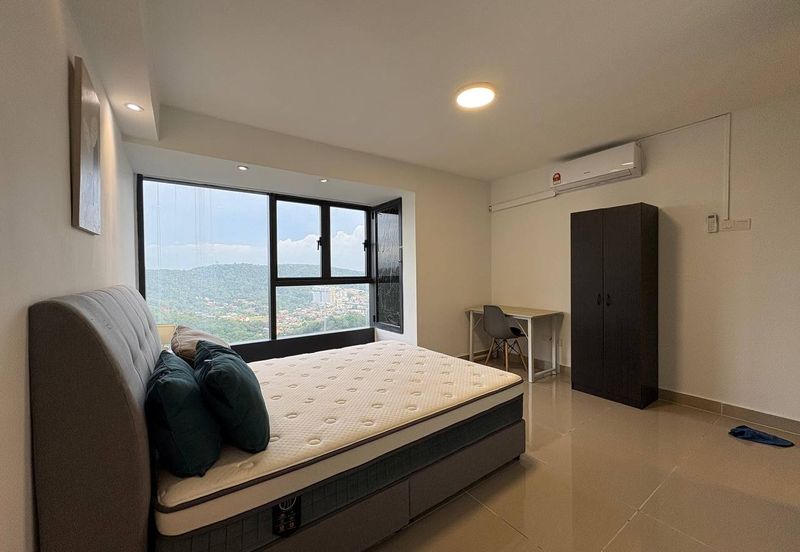 Halo Sunday @ Empire City