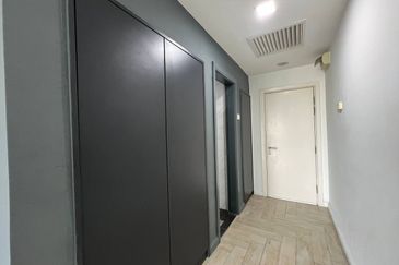 Crown Tower @ Empire City