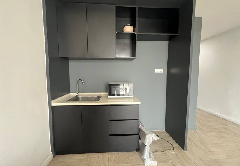 Crown Tower @ Empire City