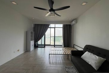 Crown Tower @ Empire City