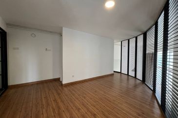 Tower M, Empire City