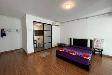 Tower M, Empire City