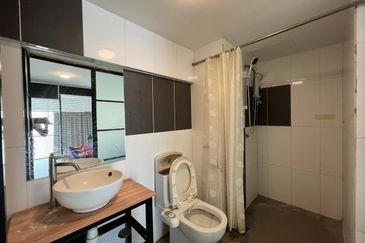 Tower M, Empire City