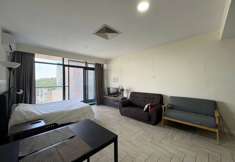 Crown Tower @ Empire City