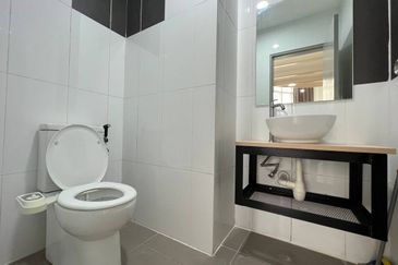 Tower M, Empire City