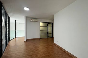 Tower M, Empire City