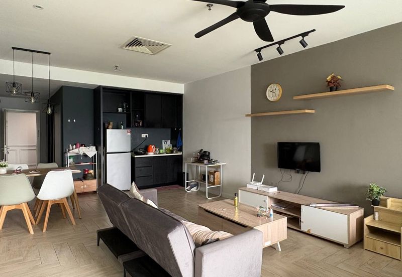 Crown Tower @ Empire City