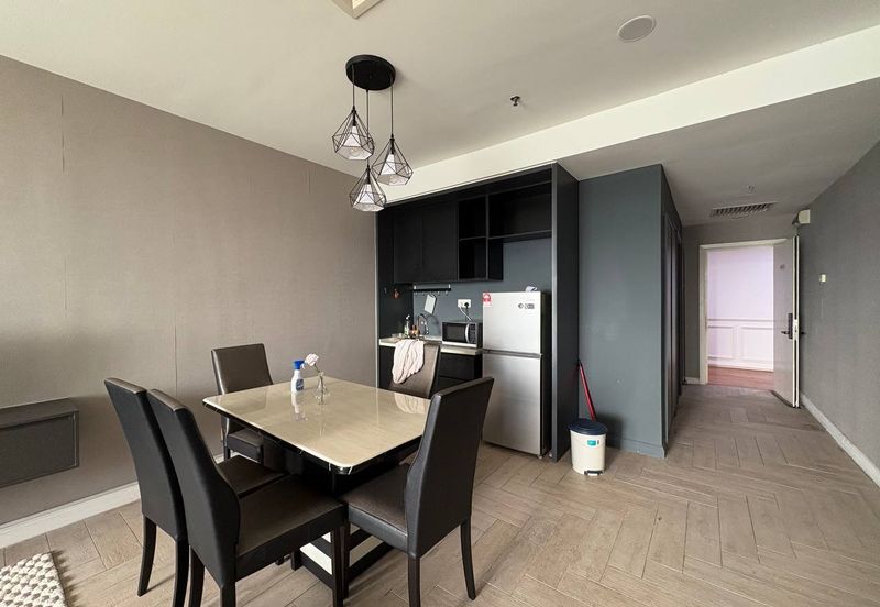 Crown Tower @ Empire City