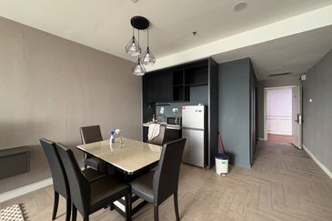 Crown Tower @ Empire City