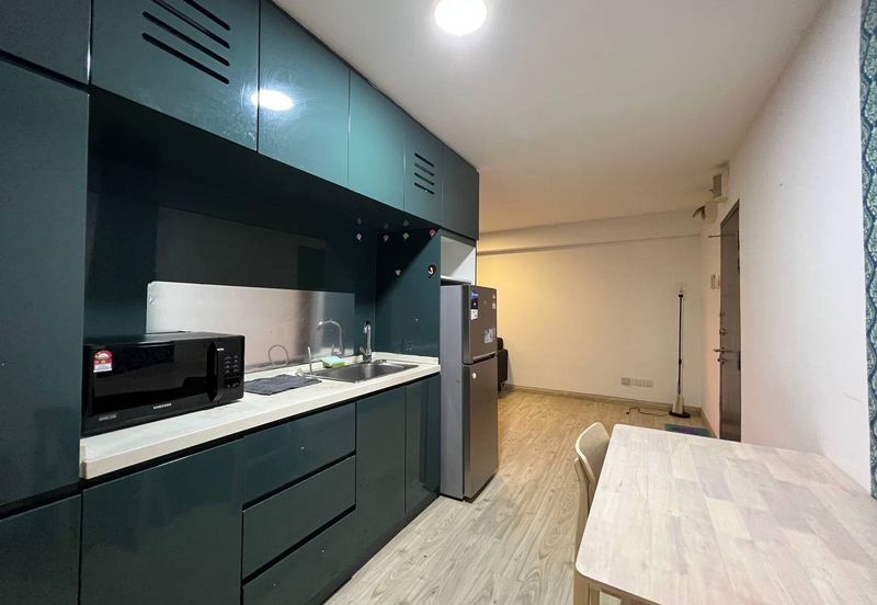 Halo Sunday @ Empire City