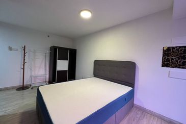 Halo Sunday @ Empire City