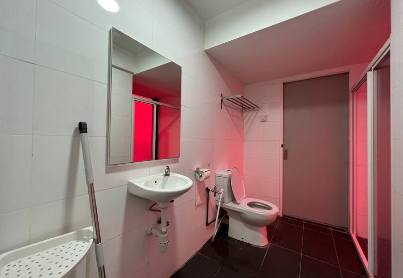 Halo Sunday @ Empire City