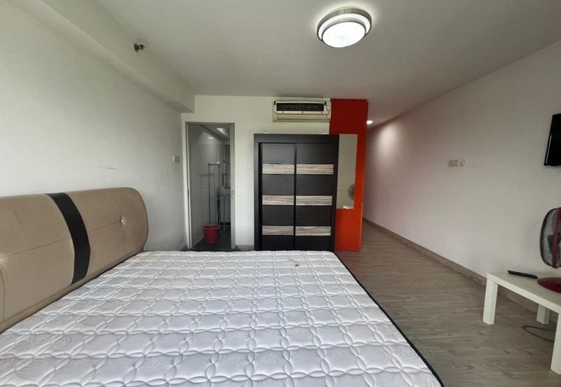 Halo Sunday @ Empire City