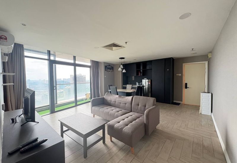 Crown Tower @ Empire City