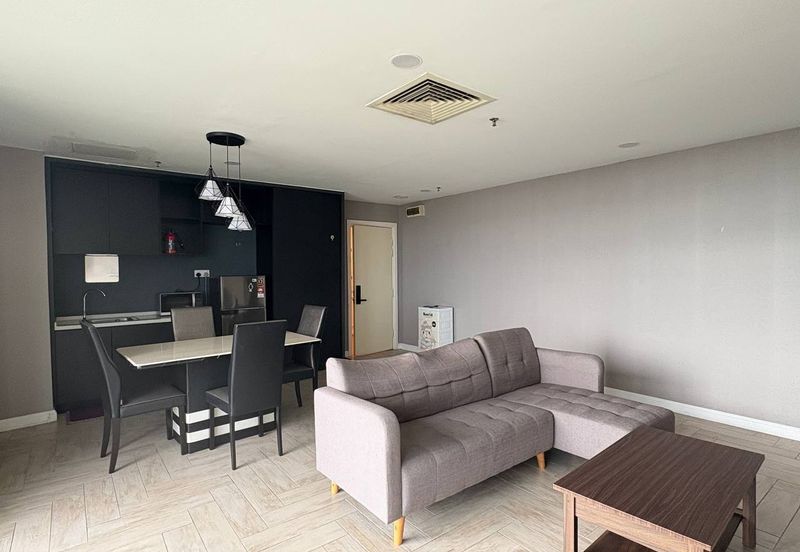 Crown Tower @ Empire City