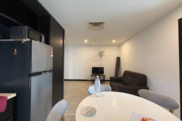 Crown Tower @ Empire City