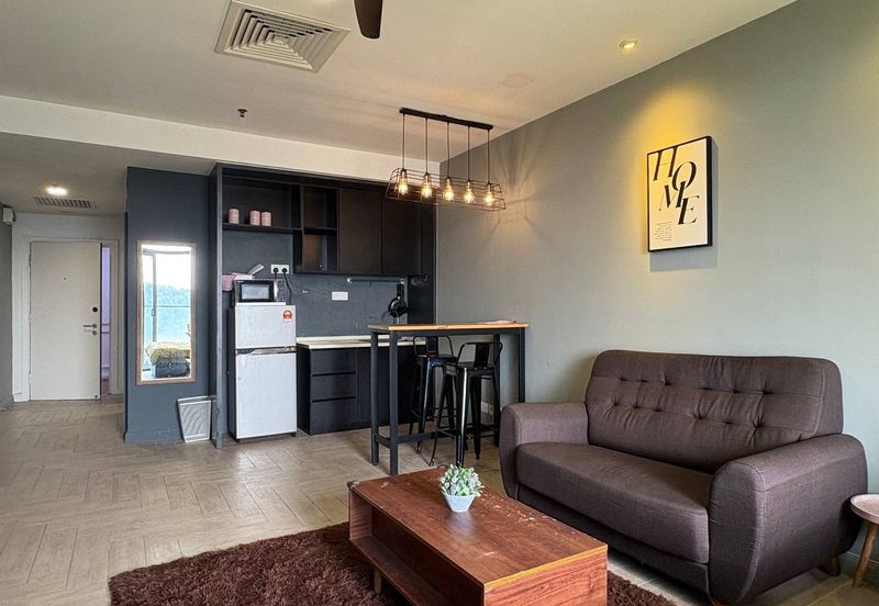 Crown Tower @ Empire City