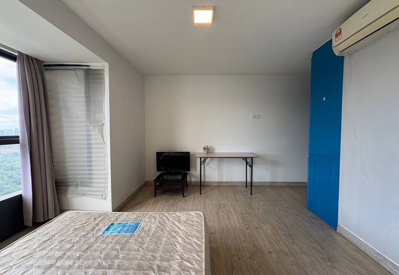 Halo Sunday @ Empire City