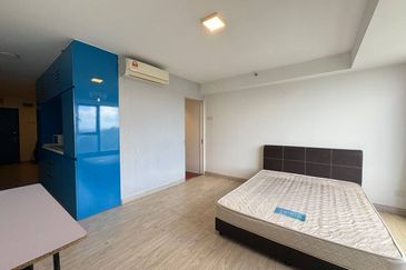 Halo Sunday @ Empire City