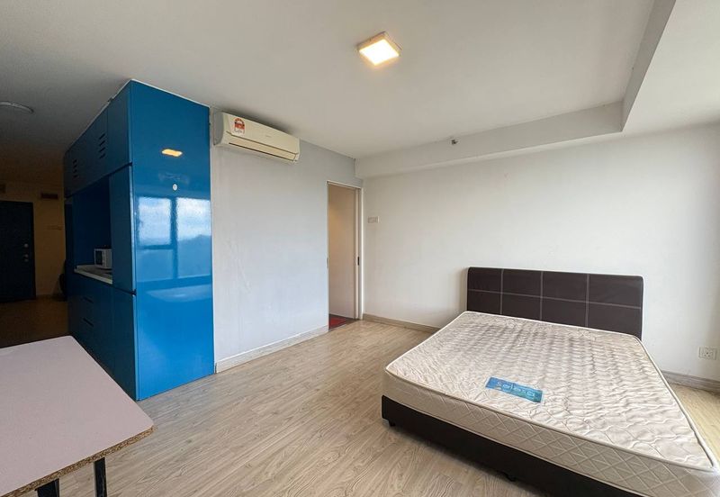 Halo Sunday @ Empire City