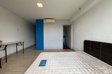 Halo Sunday @ Empire City