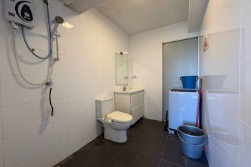 Halo Sunday @ Empire City