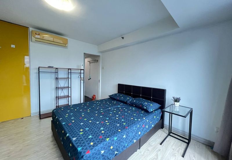 Halo Sunday @ Empire City