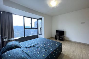 Halo Sunday @ Empire City