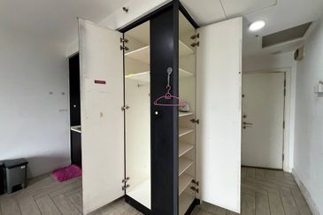 Crown Tower @ Empire City